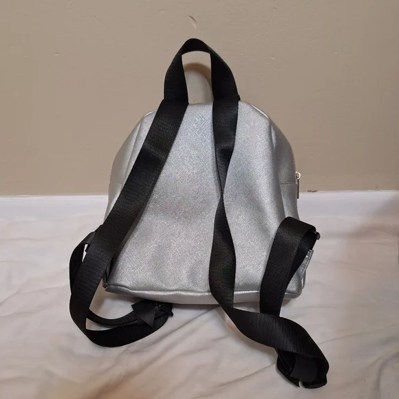 Silver and Red Snoopy/Peanuts Backpack - Picture 2 of 4